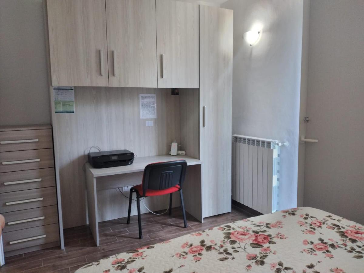 Curti Granda Hotel Rescaldina Luaran gambar