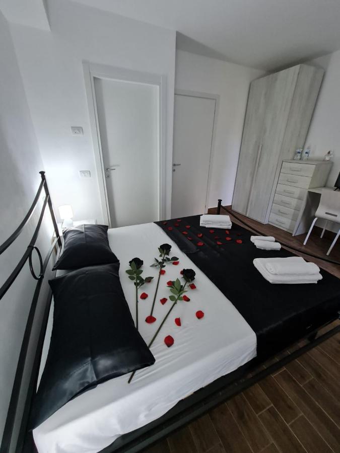 Curti Granda Hotel Rescaldina Luaran gambar
