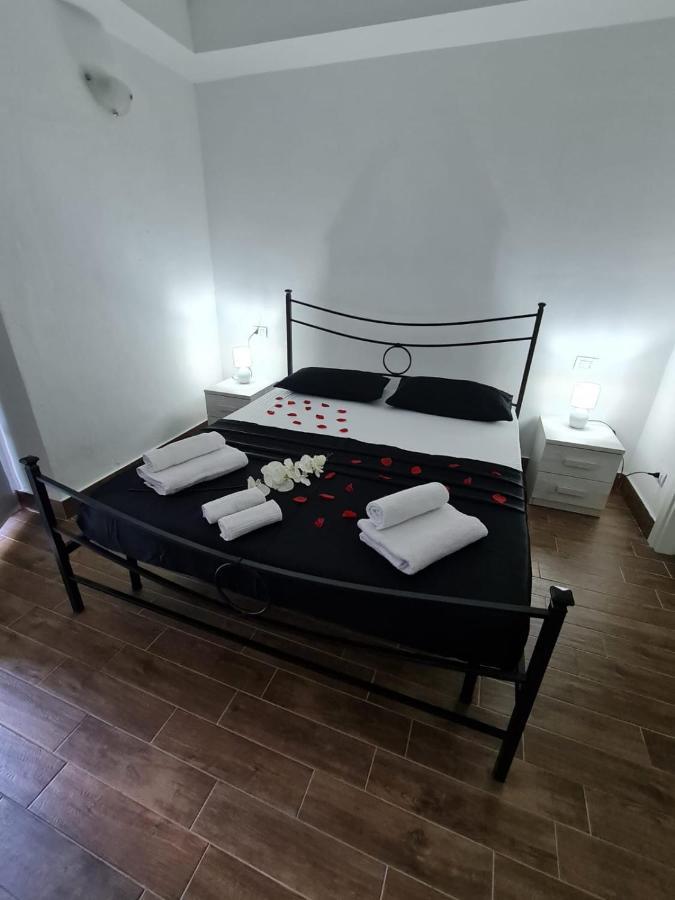 Curti Granda Hotel Rescaldina Luaran gambar
